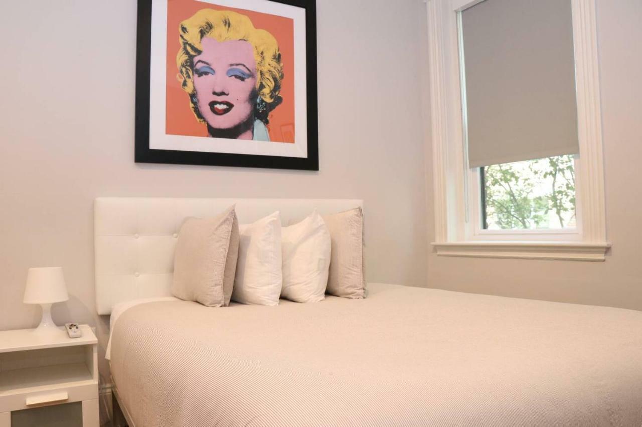 A Stylish Stay W/ A Queen Bed, Heated Floors.. #15 Brookline Eksteriør billede