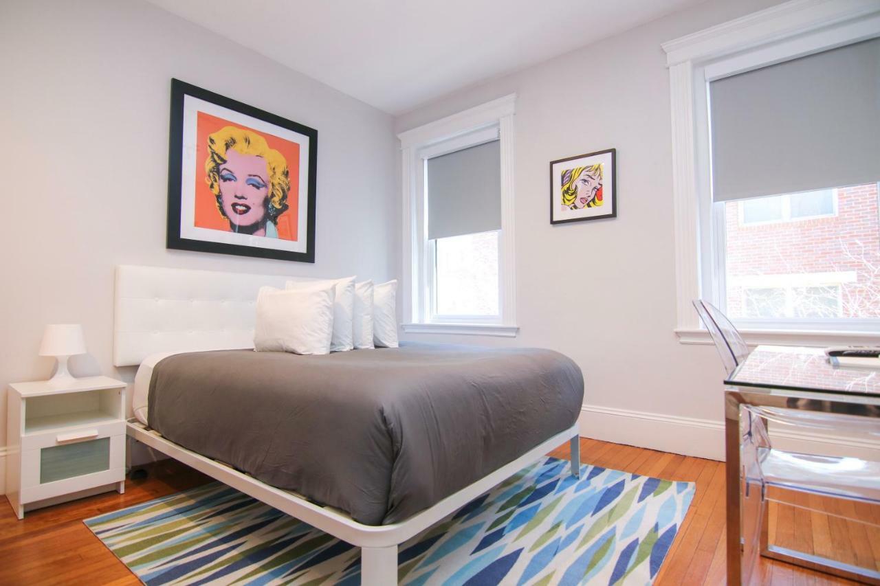 A Stylish Stay W/ A Queen Bed, Heated Floors.. #15 Brookline Eksteriør billede